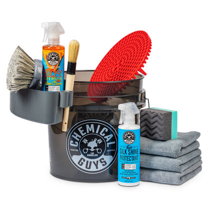 WHEELS COMPLETE CARE DELUXE KIT W/BUCKET