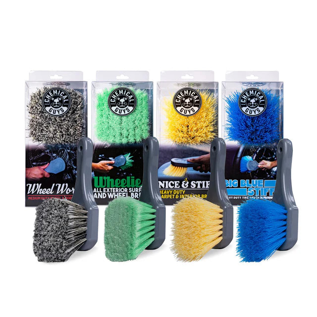 TOTAL INTERIOR AND EXTERIOR DETAILING BRUSH KIT