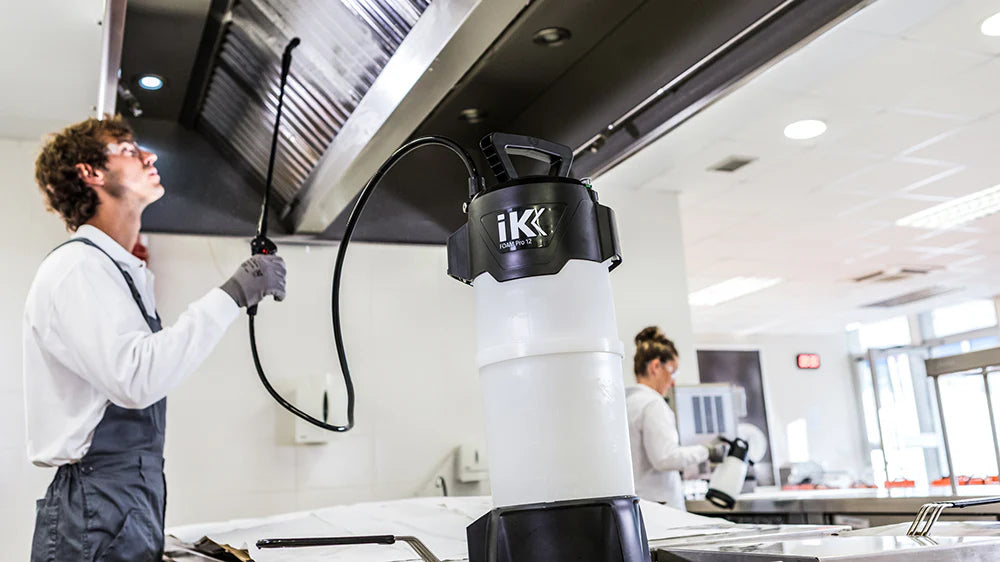 IK FOAM Pro 12 Professional Sprayer - 1.5 gal.