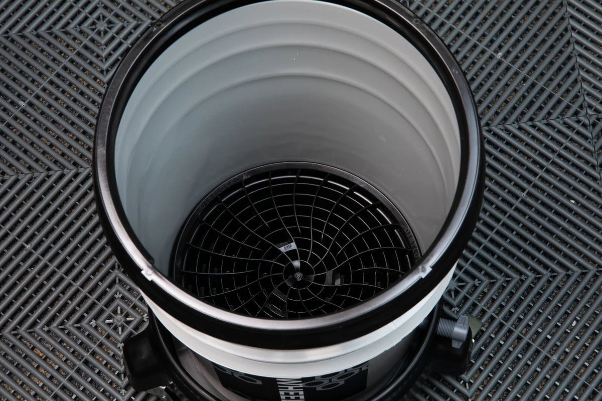 Obsessed Garage - Ultimate Bucket Package 2.0 (Black)