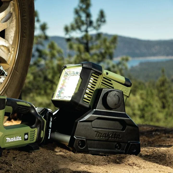 Makita 18V LXT Outdoor Adventure Cordless Corded LED Area Light (Bare Tool)